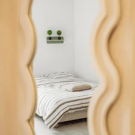 Chic Appartement, Coeur De Tropez, Place Des Lices Lägenhet *