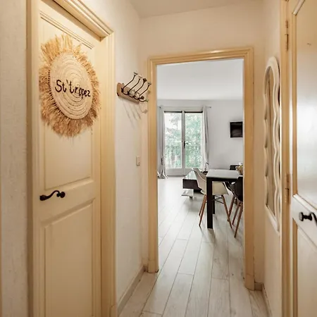 Chic Appartement, Coeur De Tropez, Place Des Lices *